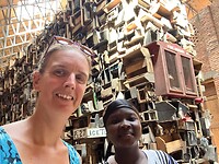 Met Zuleiha naar de Red Clay, een soort museum.