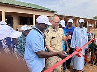 De officiële opening en overdracht.