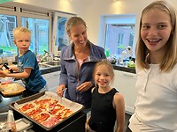 Pizza’s maken.