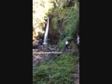 Onderweg een waterval, blijft mooi.