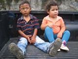 Kinderen in de laadbak