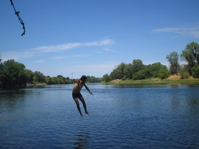 JUMP