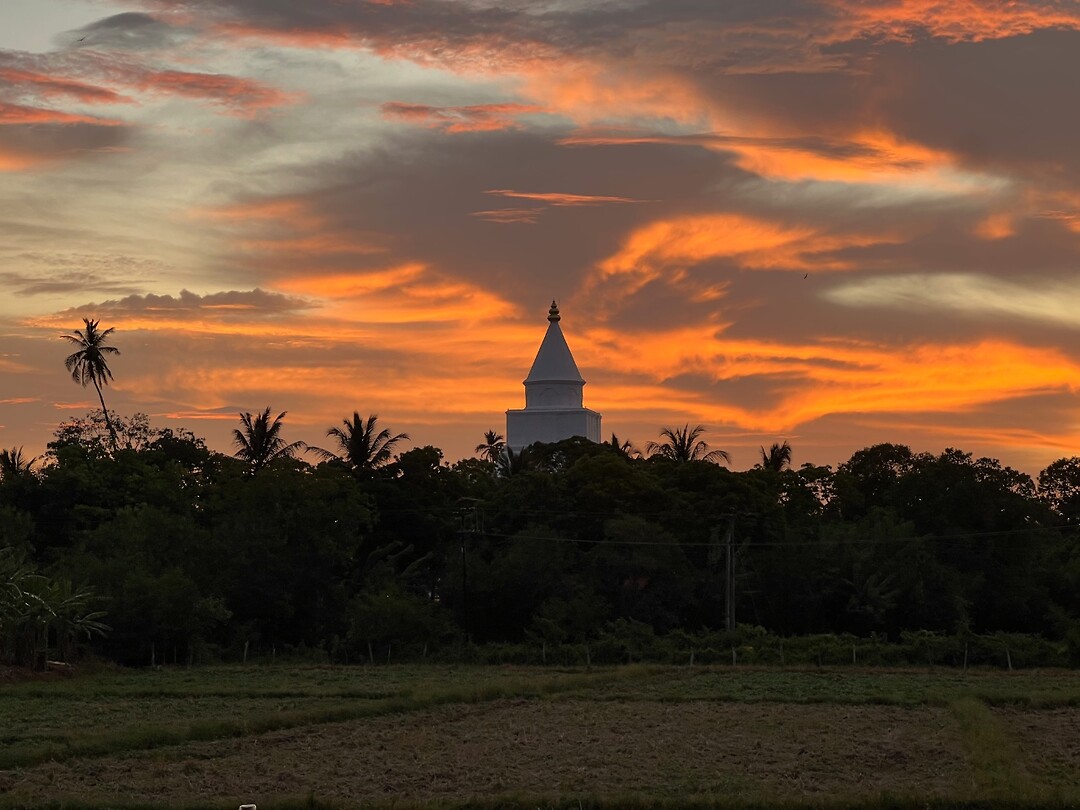 Tempel bij zonsondergang