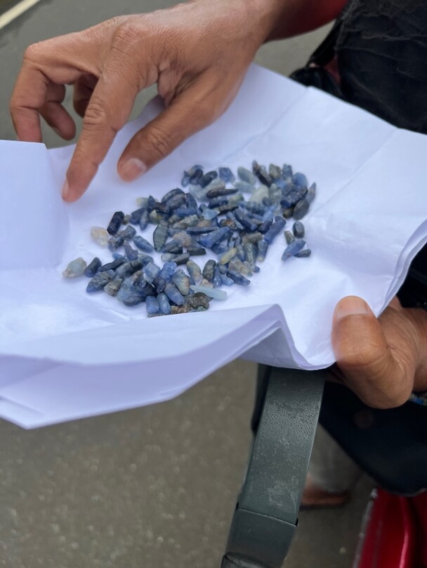 Wil je blauwe saffieren kopen?