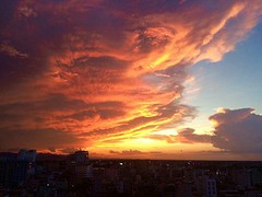 Zonsondergang vanuit de hotelkamer