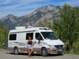 "Onze"Motohome op weg naar Miette Hot Springs