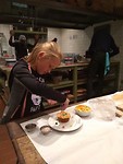 Een cakeje versieren voor dessert