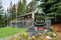 tunnel mountain resort