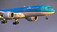 787