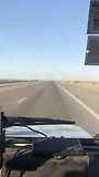 door de woestijn in Iran