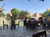 Cappuccinovijver Buchara