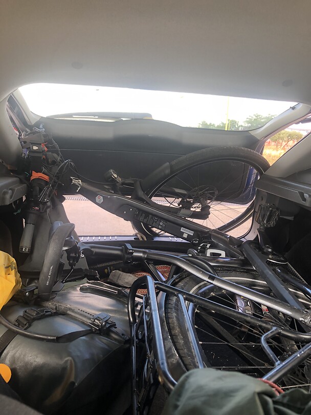 Fiets alwéér in een auto