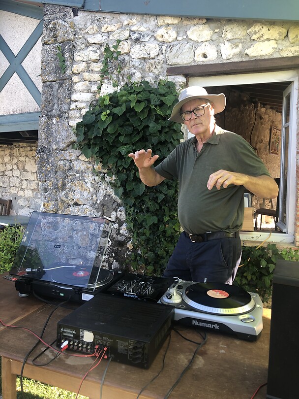 DJ Doude