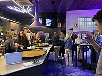 De paella in de kantine van school