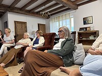 Gedeelte van het B&B-vol-liefde publiek