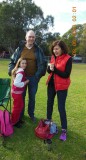 Olivia (nichtje) Martin (oom) en Karen (ex-tante)