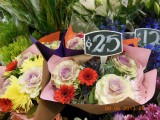Vind ik duur en niet mooi! Maar dit valt qua prijs nog mee omdat je dit in de supermarkt koopt.