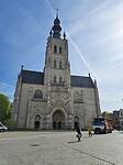 België