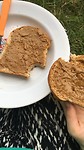 Ons avondeten is cup a soup en (droog) brood met pindakaas