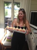 Fiona met JoJo's cup cakes