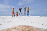 Happy op de friendly beaches