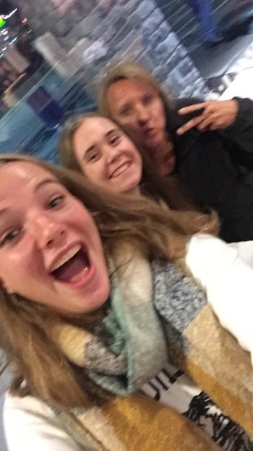 Met Macy en Theresa