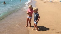 Samen kijken naar de golven in Fréjus