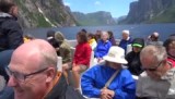 Western Brook Pond Tour: Hans zingt gezellig een moppie mee...