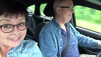 Onderonsje in de auto...