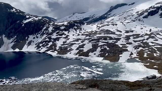 Op de top van de Dalsnibba