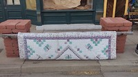 Een van de quilts , die in het stadje hingen