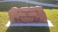 Ook hier hebben de dochters van de Utahpioniers hun sporen achtergelaten
