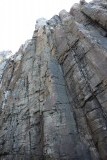 Rotswand van 282 meter hoog steil omhoog