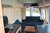 Binnen in onze nieuwe bus