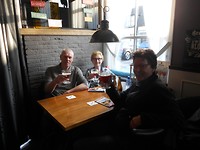 De wandeldag volbracht daar op proosten.  !!!