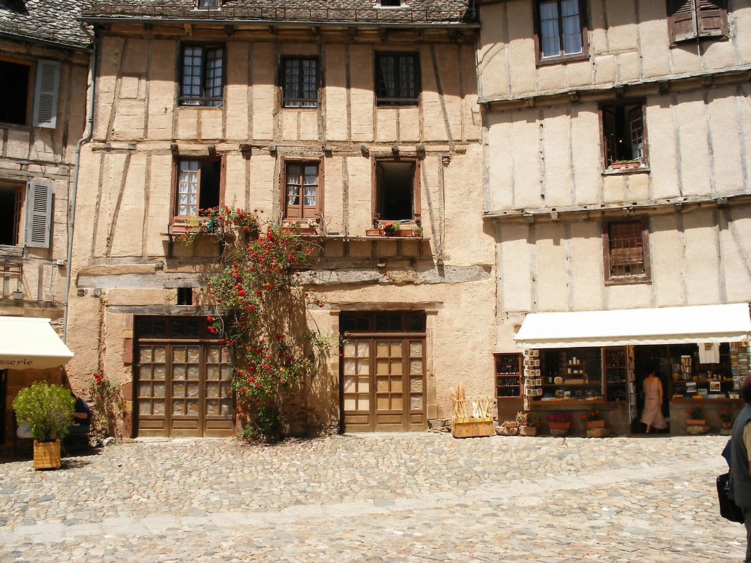Conques