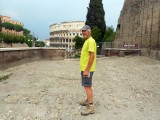 Voor het Colosseum