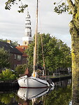Kerktorentje volledig uit het lood. Geen gezichts bedrog.