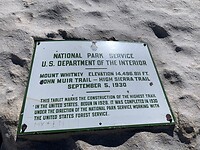 Plakkaat top Mt Whitney