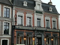 Buitenzijde restaurant i8Montreuil sur Mer