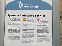 Tekst bij San Nicolas kerk Portomarin