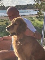 einde van de dag betty met haar vriend Miki