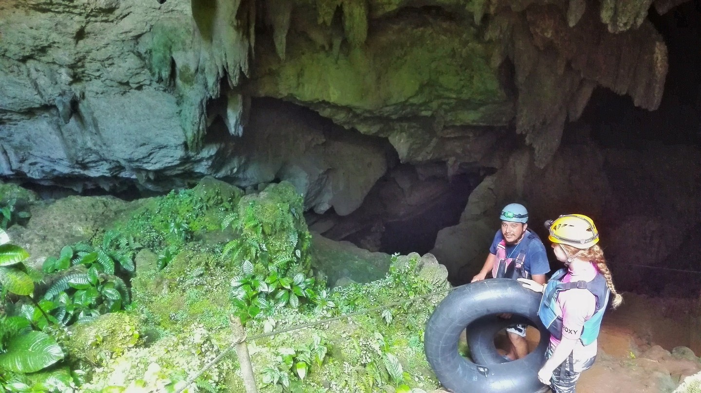 Blue Hole National Park - cavetubing
