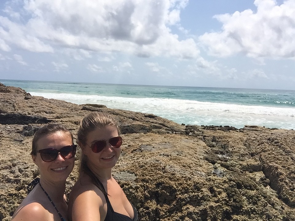 Fraser Island Champagne pools met Carolina
