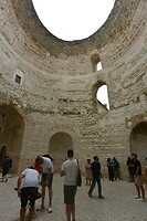 In het oude paleis in Split