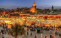 Jemaa-el-Fnaaplein by night