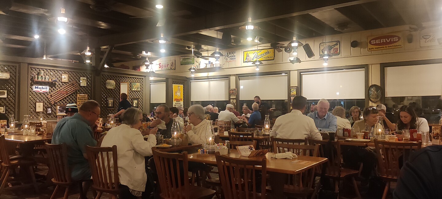 Interieur restaurant Crocker Barrel