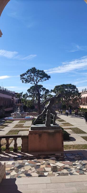 Binnentuin van het John & Mable Ringling Art Museum
