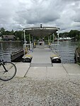 Een pontje, 1 van de vele !!