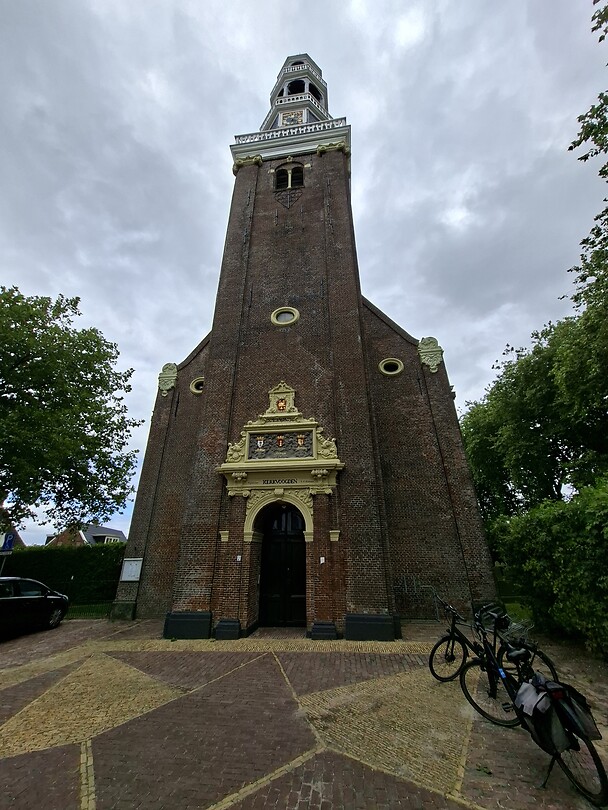 De kerktoren van Aldeboarn